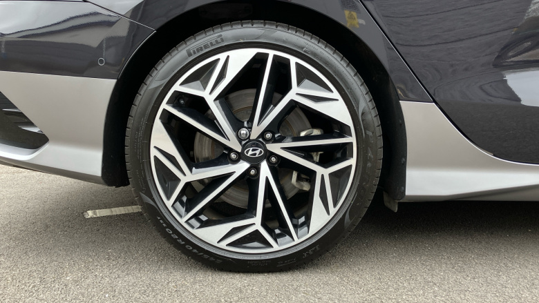 Hyundai IONIQ 6 239kW Ultimate 77kWh 4dr AWD Auto Electric Saloon